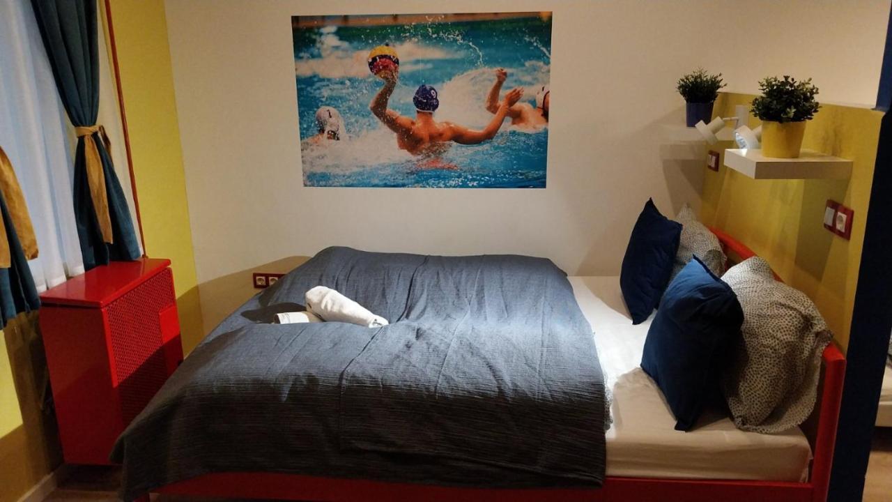 בודפשט Yellow Blue Apartment מראה חיצוני תמונה