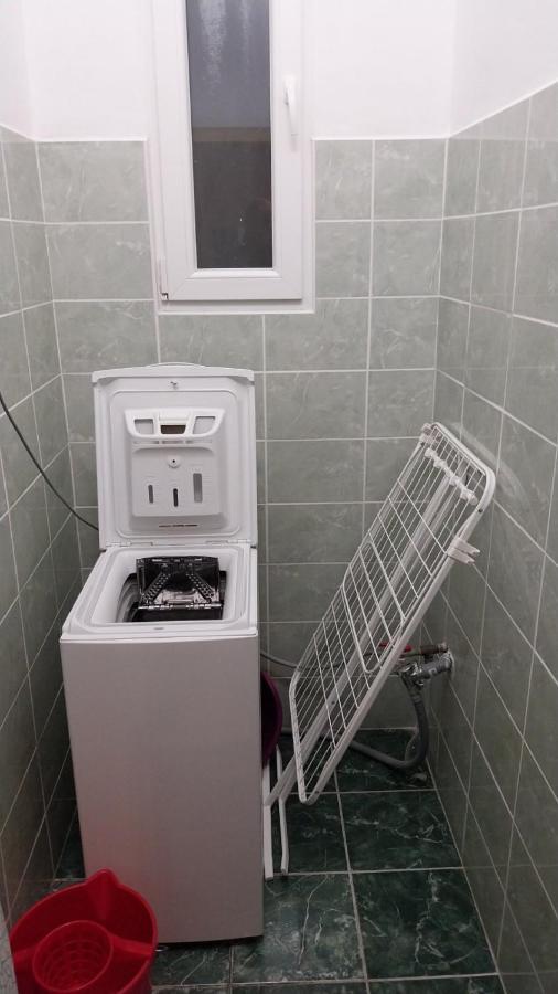 בודפשט Yellow Blue Apartment מראה חיצוני תמונה