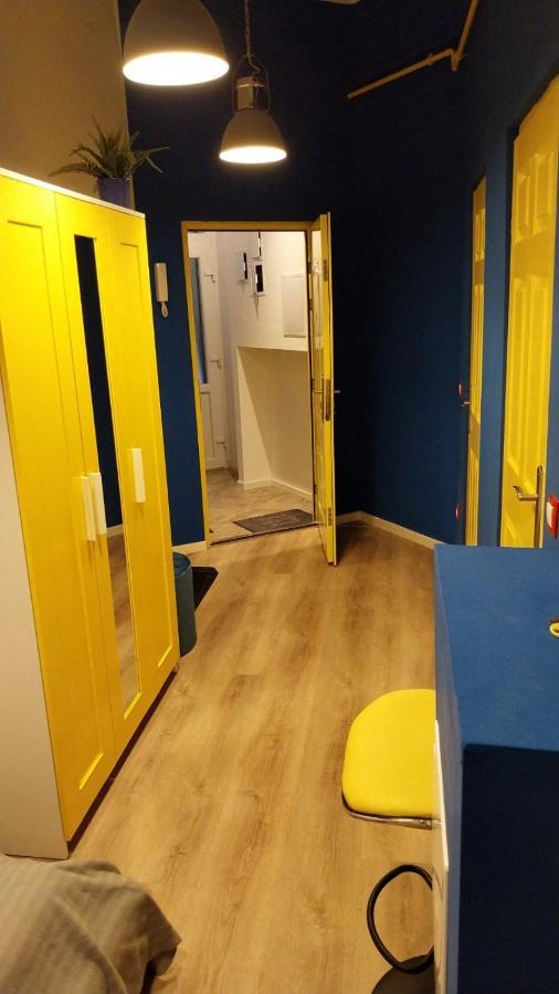 בודפשט Yellow Blue Apartment מראה חיצוני תמונה